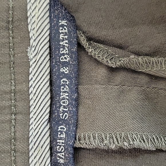 Vintage 1946 Embroidered Shark Shorts men's  Sz 36. 8" Inseam grey - Picture 5 of 7